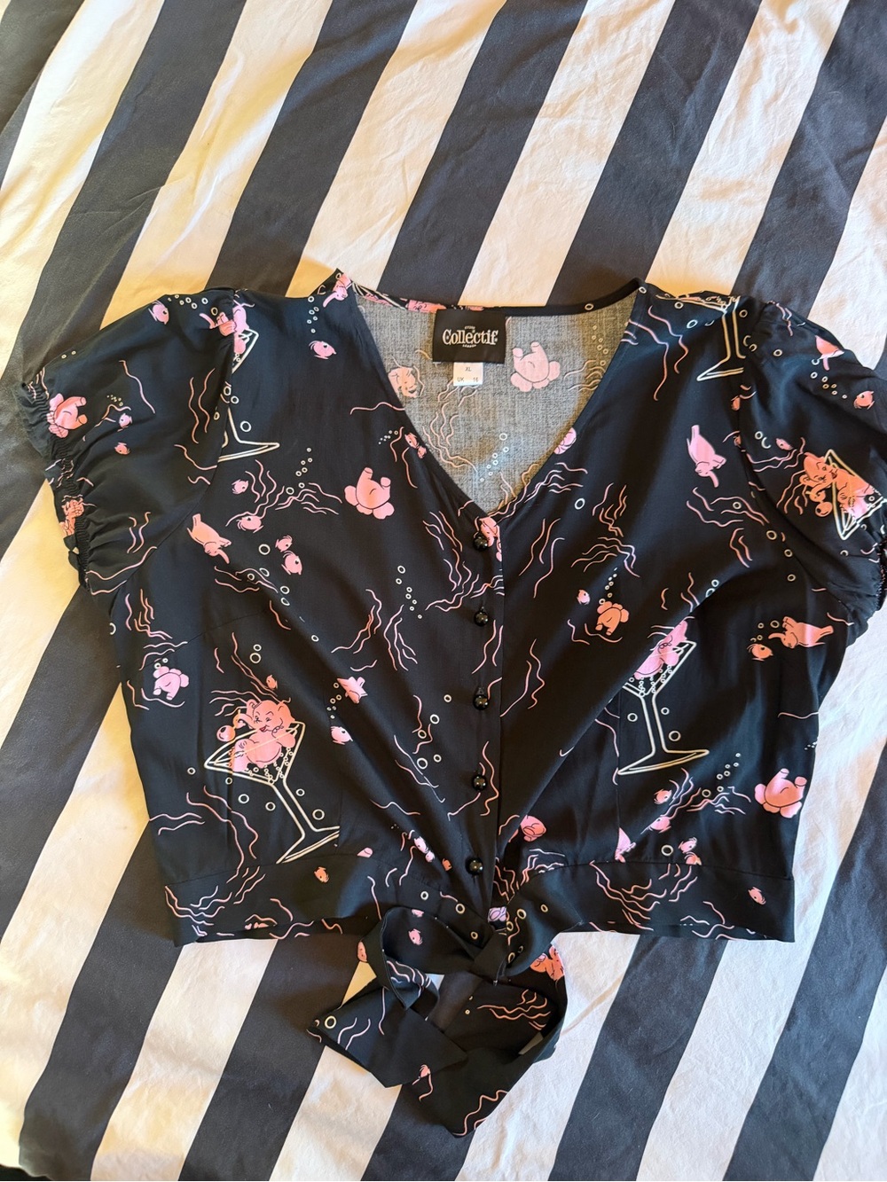 Collectif Misty Tipsy Elephants 50s Blouse Crop Tie Front Black Pink Sz XL